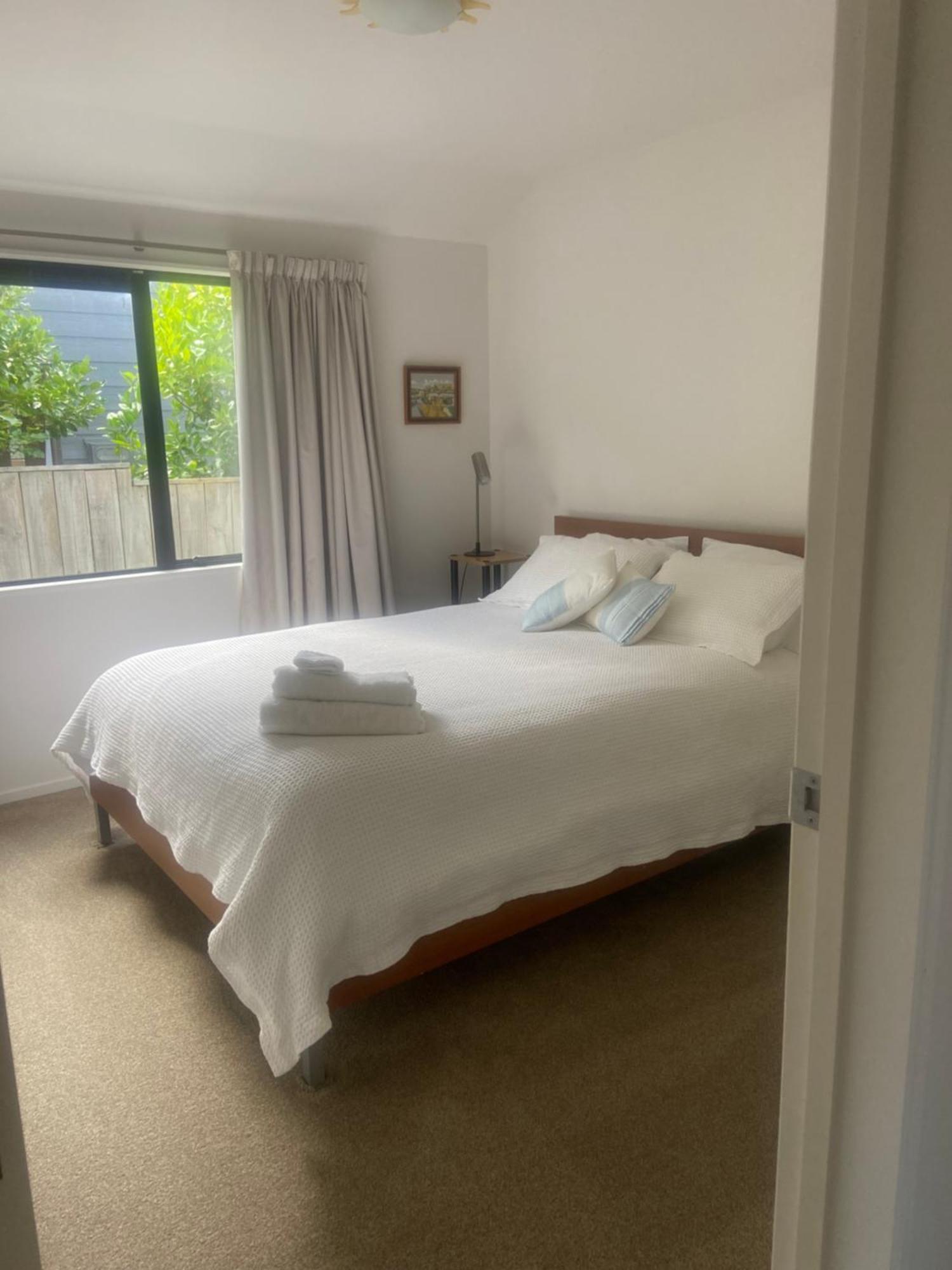 Waimaire Matarangi Bed & Breakfast ภายนอก รูปภาพ